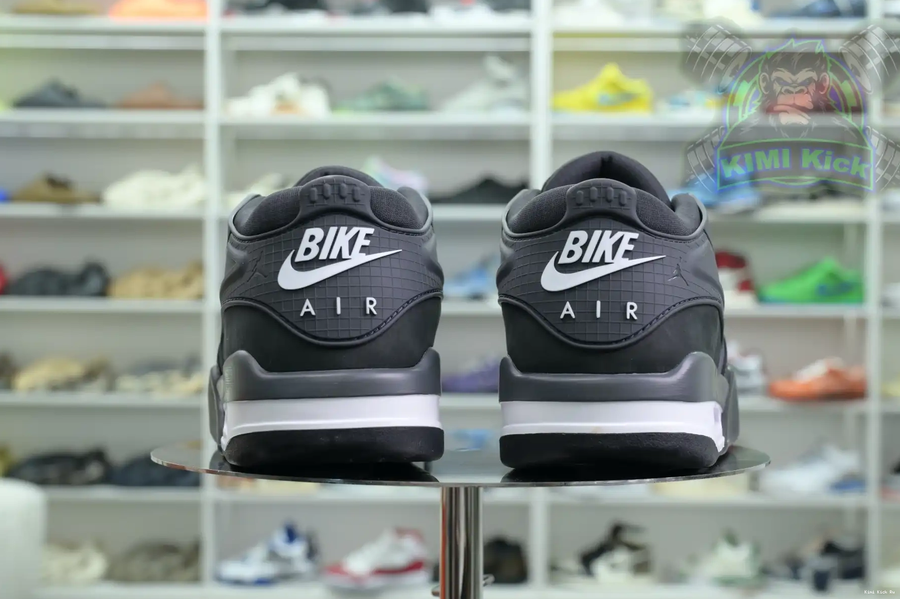 RM Nigel Jordan Air 4 Kimikick “Anthracite” Sylvester x Jordan SP 0429
